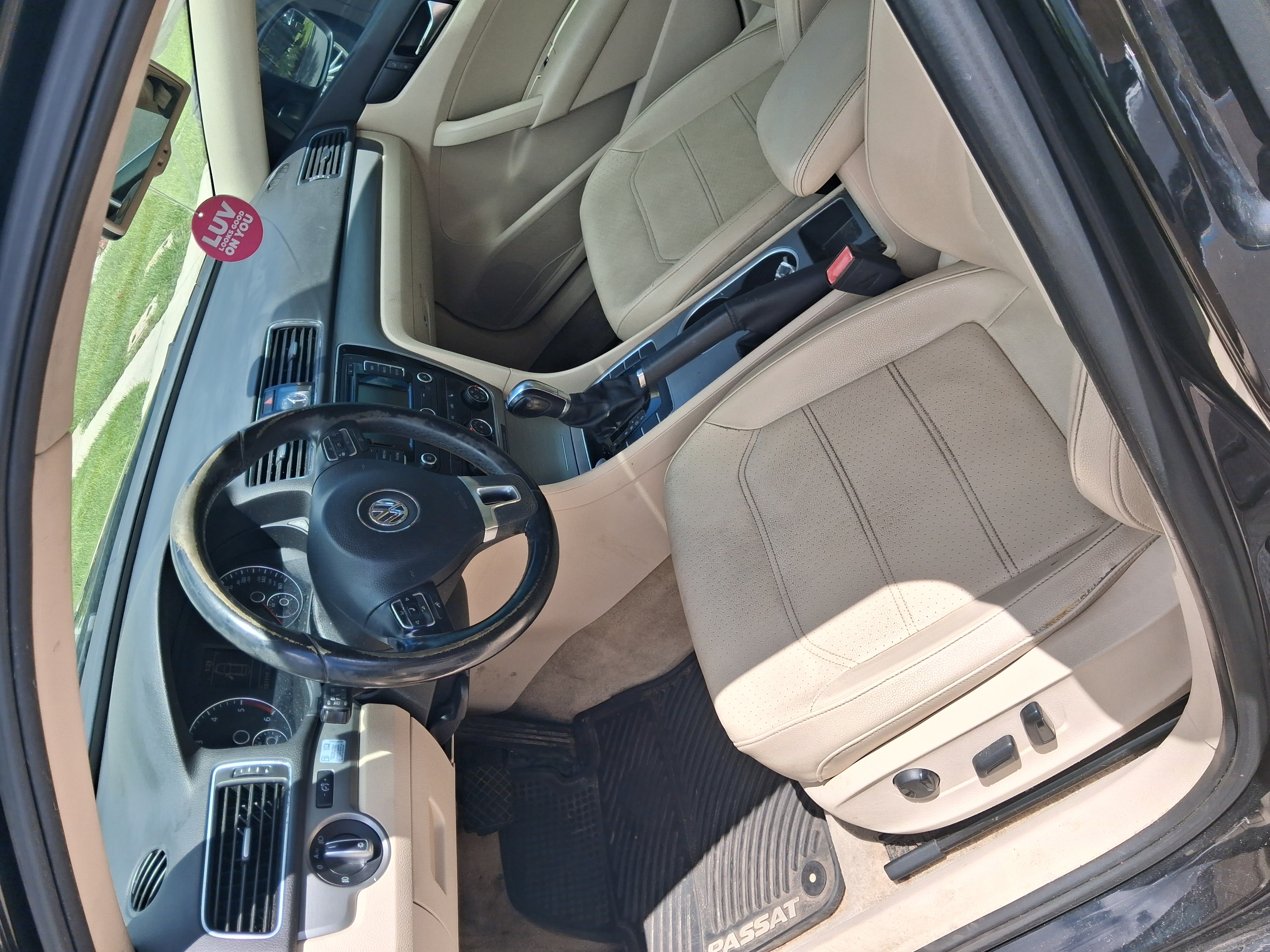 Used 2014 Volkswagen Passat TDI SE FWD image 11