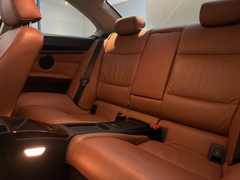 Used 2011 BMW 328i Coupe image 22