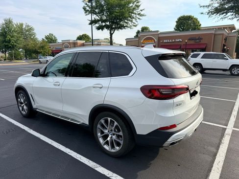 Used 2021 BMW X5 xDrive40i w/ Executive Package AWD/4WD image 8