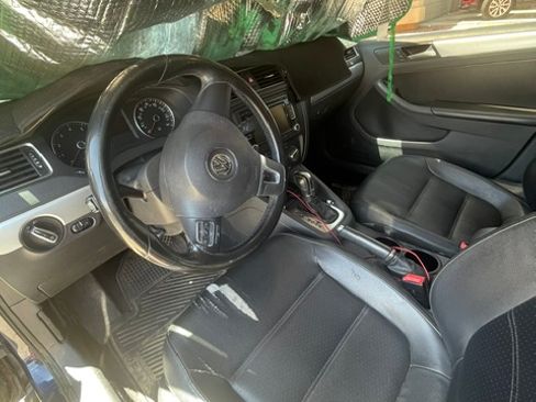 Used 2014 Volkswagen Jetta SE FWD image 9