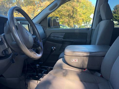 Used 2006 Dodge Ram 3500 Truck SLT image 16