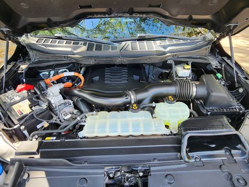 Used 2021 Ford F150 XLT w/ Equipment Group 302A High image 10