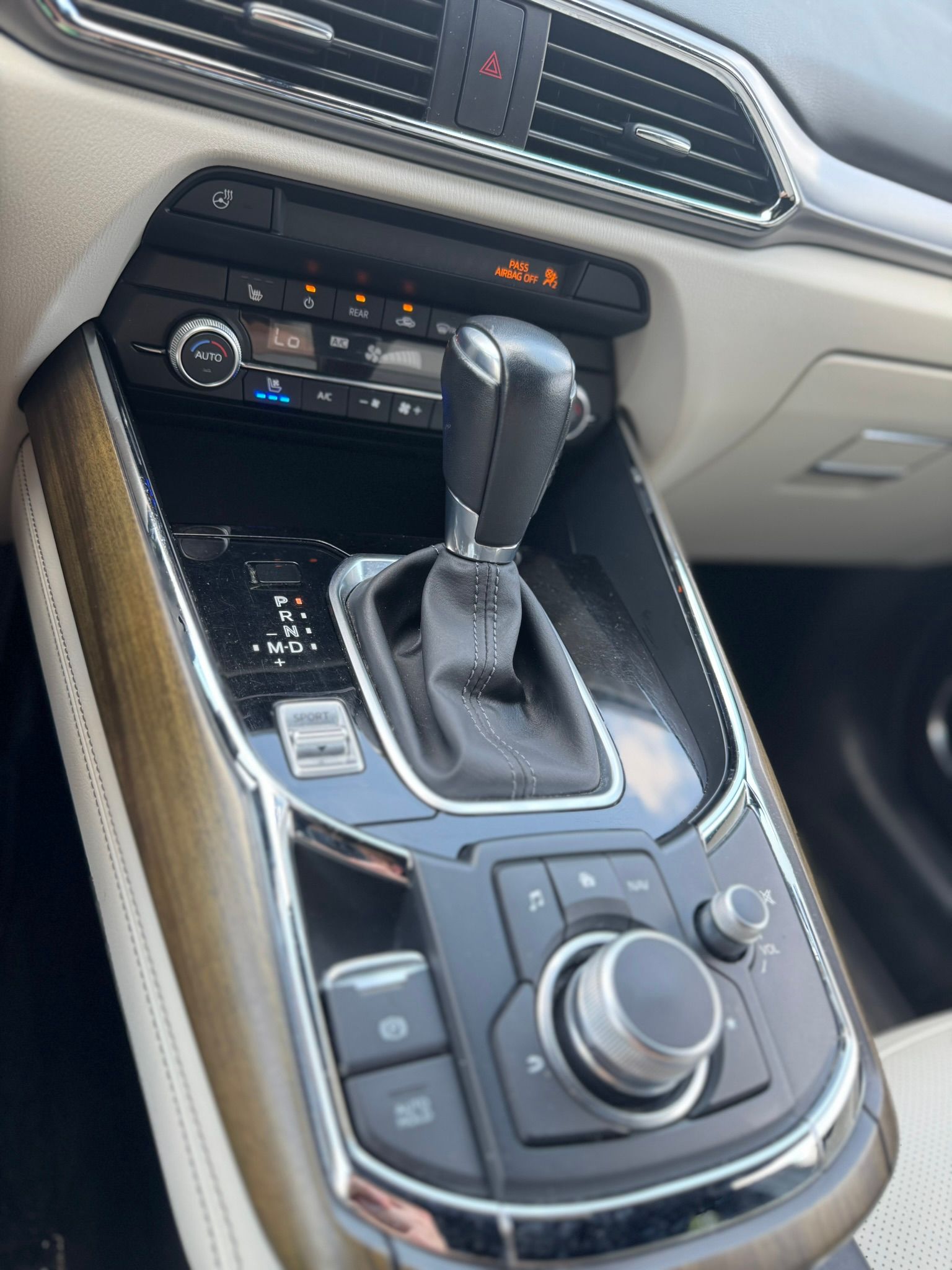 Used 2020 MAZDA CX-9 Signature AWD/4WD image 9