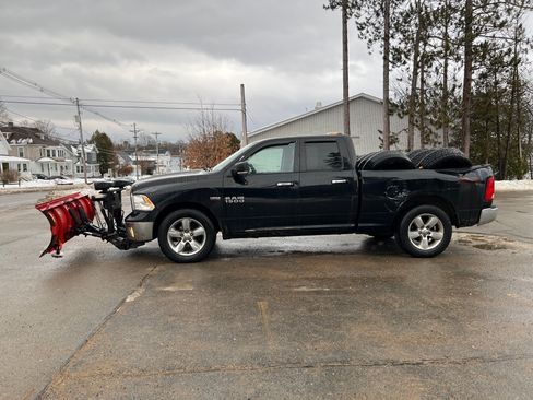 Used 2014 RAM 1500 Big Horn image 2