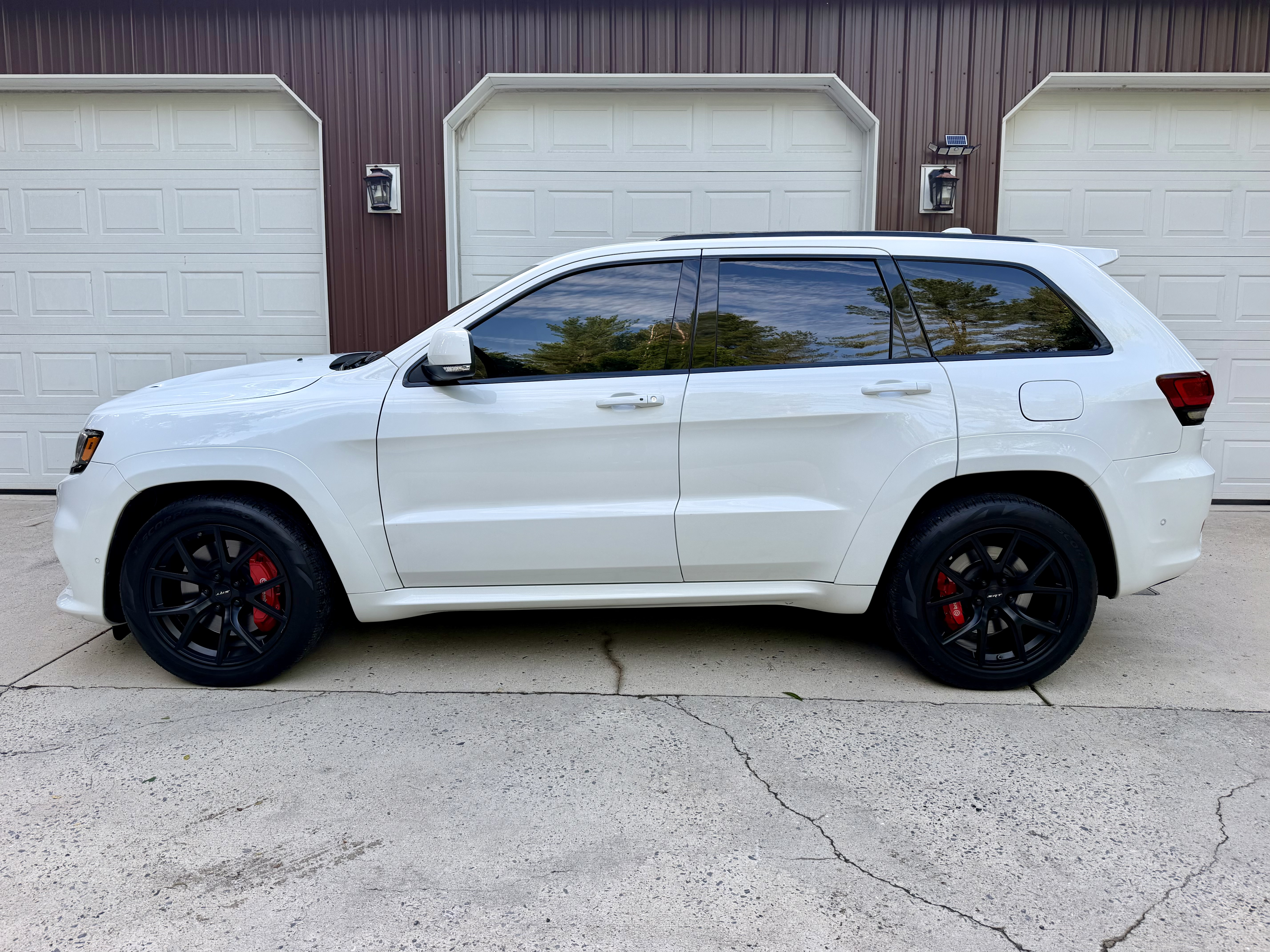 Used 2020 Jeep Grand Cherokee SRT AWD/4WD image 10