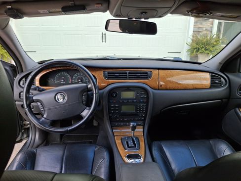 Used 2003 Jaguar S-TYPE 3.0 image 11