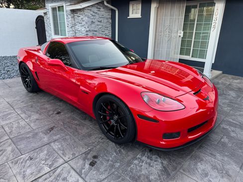 Used 2010 Chevrolet Corvette Z06 w/ Preferred Equipment Group image 9