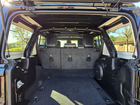 Used 2023 Jeep Wrangler Unlimited Rubicon 4xe w/ Steel Bumper Group image 4