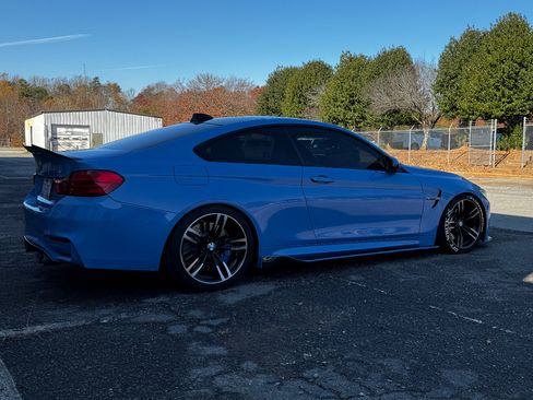 Used 2016 BMW M4 Coupe image 12
