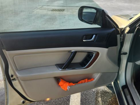 Used 2005 Subaru Outback 3.0R L.L. Bean image 14