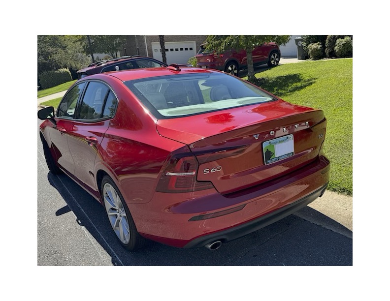 Used 2020 Volvo S60 T6 Momentum AWD/4WD image 5