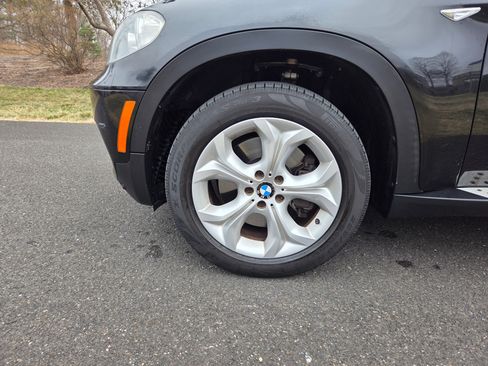 Used 2011 BMW X5 xDrive50i image 18