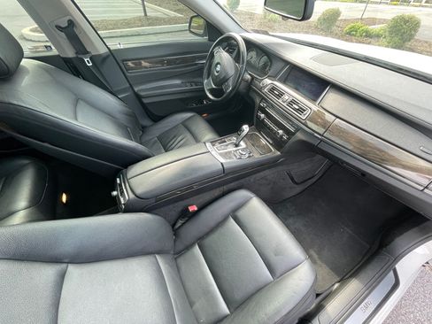 Used 2013 BMW 740Li RWD image 13