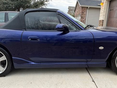 Used 2003 MAZDA MX-5 Miata LS image 18