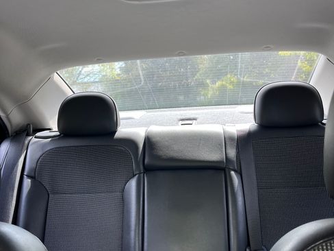Used 2015 Chevrolet Malibu LT FWD image 25