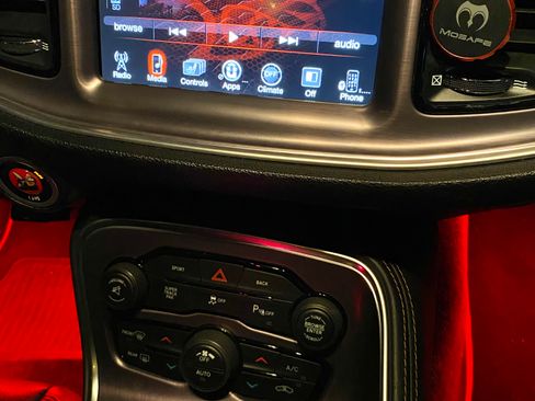 Used 2016 Dodge Challenger R/T Scat Pack image 17