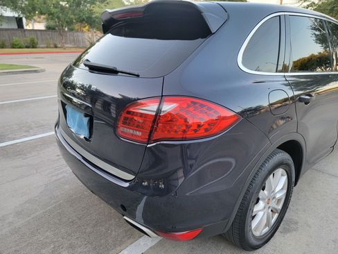 Used 2013 Porsche Cayenne image 13