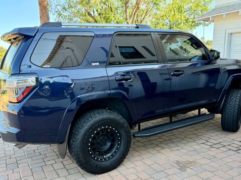 Used 2022 Toyota 4Runner SR5 RWD image 15