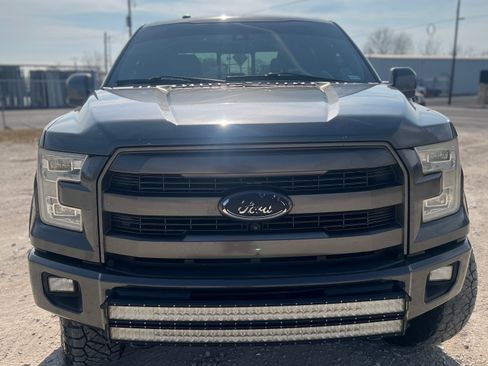 Used 2016 Ford F150 Lariat w/ Equipment Group 502A Luxury image 8