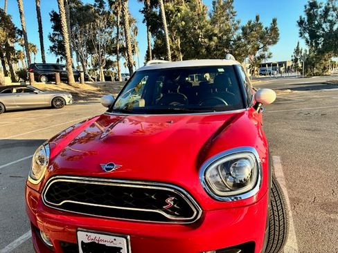 Used 2020 MINI Cooper Countryman S w/ Driver Assistance Package FWD image 4