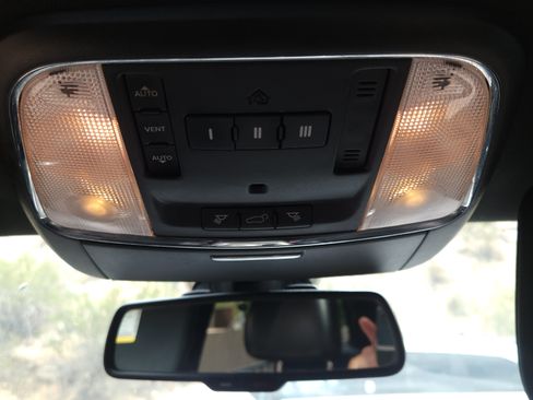 Used 2014 Jeep Grand Cherokee Altitude image 12