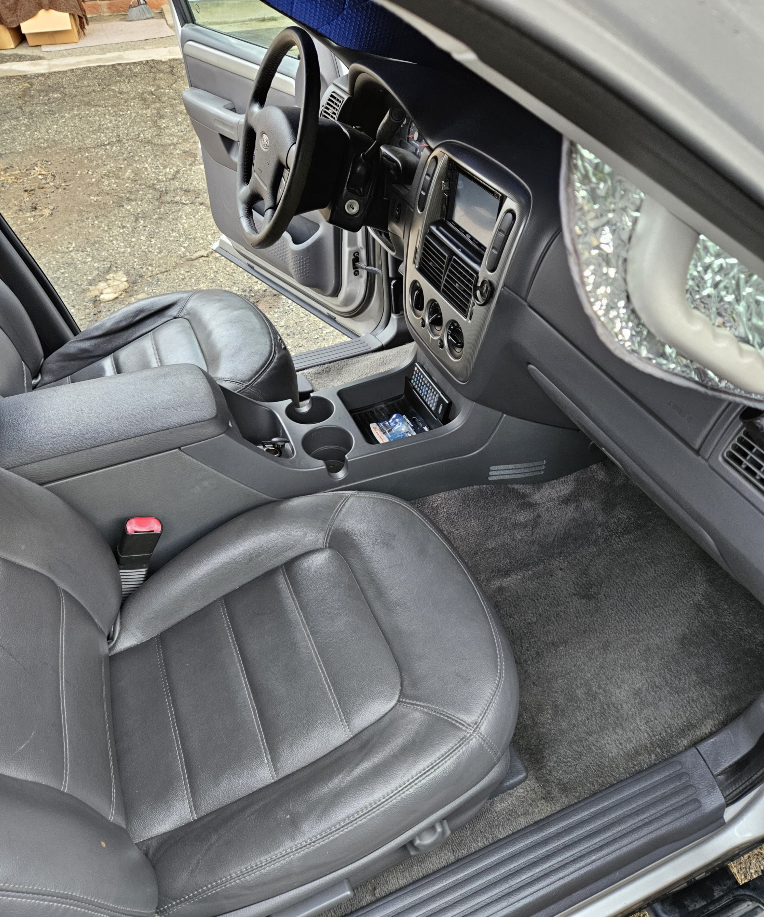 Used 2003 Ford Explorer XLT RWD image 8