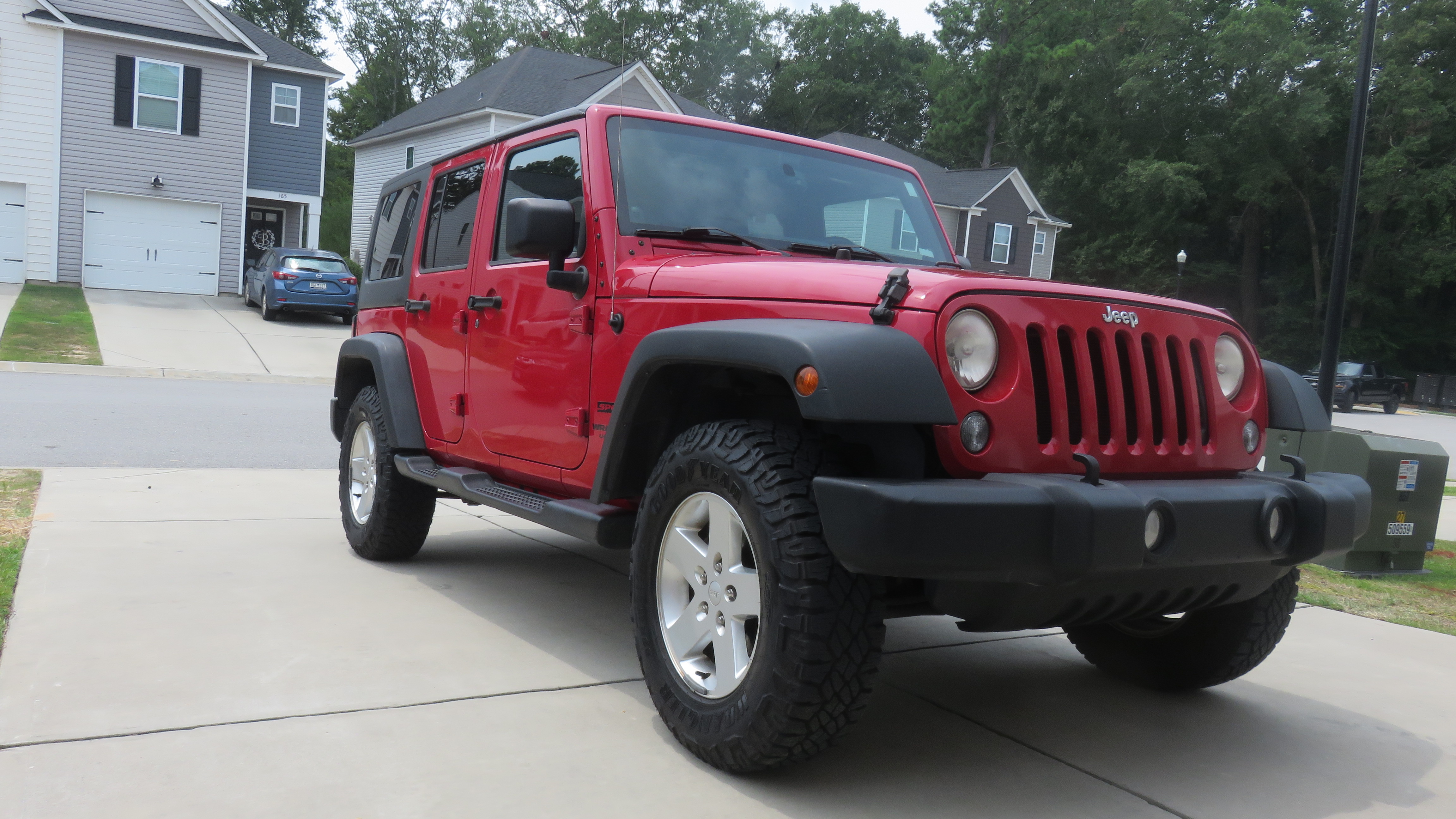 Used 2014 Jeep Wrangler Unlimited Sport w/ Quick Order Package 23S AWD/4WD image 4