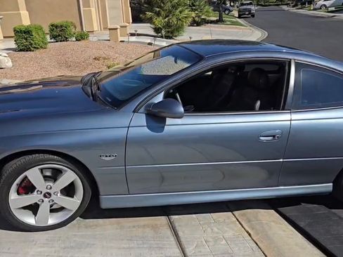 Used 2006 Pontiac GTO image 2