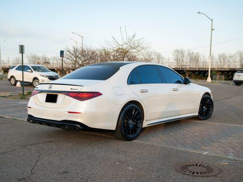 Used 2023 Mercedes-Benz S 580 4MATIC Sedan image 4