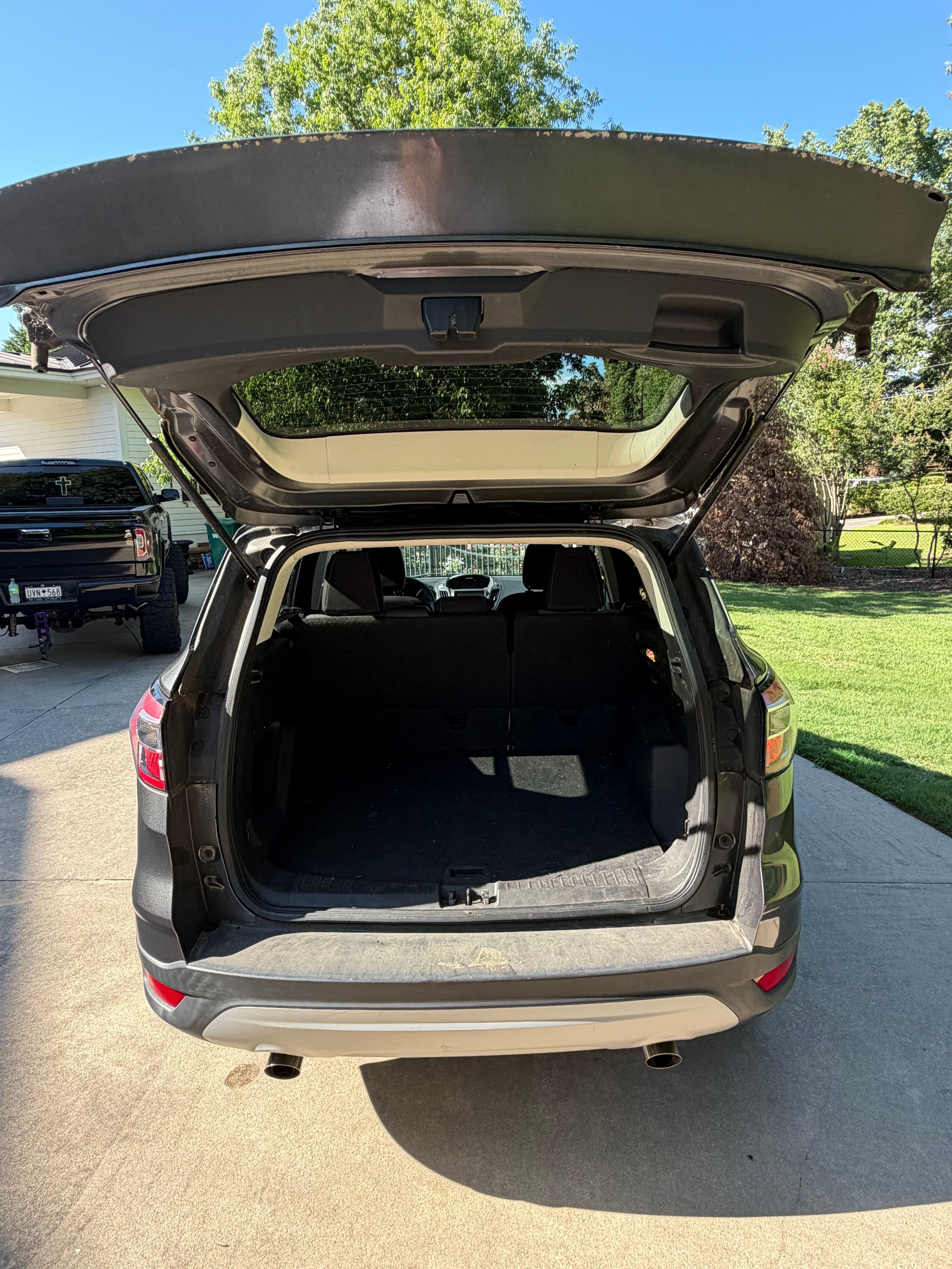 Used 2018 Ford Escape SE FWD image 15