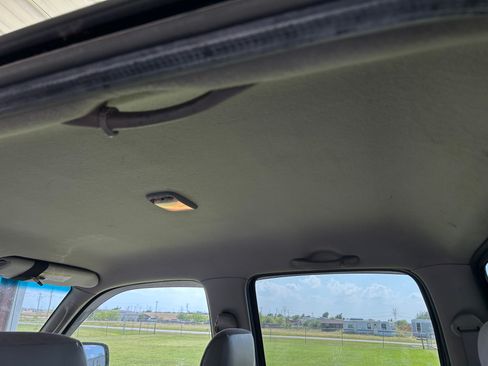 Used 2001 Toyota Tacoma PreRunner RWD image 6