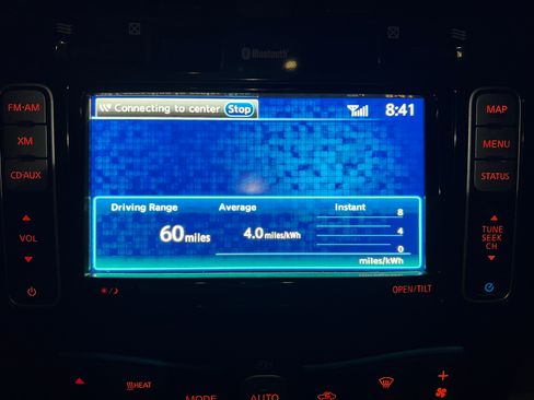 Used 2015 Nissan Leaf SV w/ LED & Quick Charge Package image 18