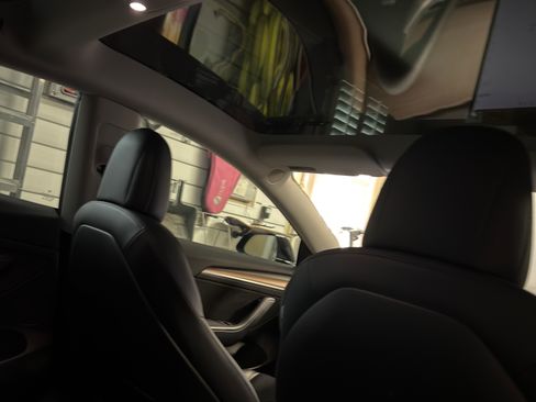 Used 2022 Tesla Model 3 Performance image 11