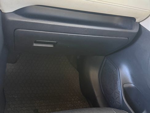 Used 2020 Toyota RAV4 XLE w/ Convenience Package image 15