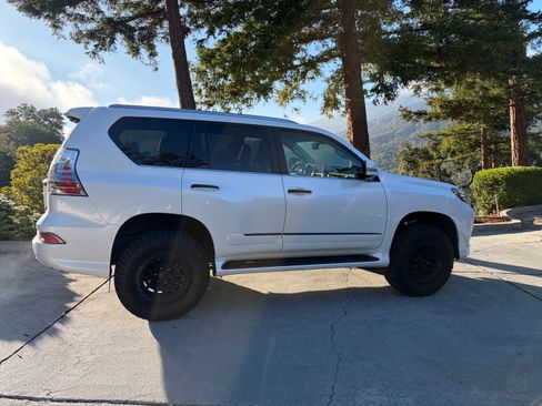 Used 2018 Lexus GX 460 Premium AWD/4WD image 5