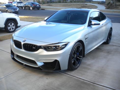 Used 2018 BMW M4 Coupe image 12