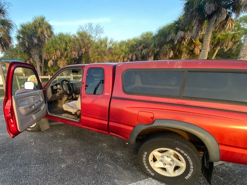 Used 2003 Toyota Tacoma PreRunner image 16