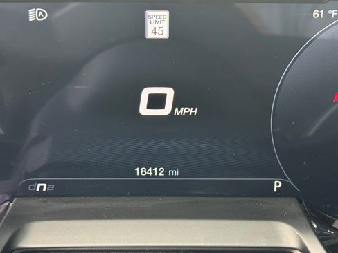 Used 2024 Alfa Romeo Stelvio Veloce image 9