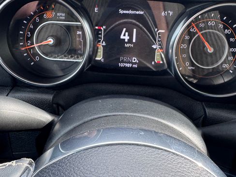 Used 2019 Jeep Wrangler Unlimited Sahara w/ Cold Weather Group image 4