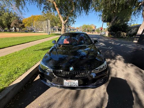 Used 2019 BMW 430i 430i Convertible 2D w/ Convenience Package image 2