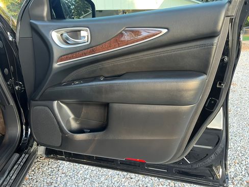 Used 2013 INFINITI JX35 FWD w/ Premium Pkg image 23