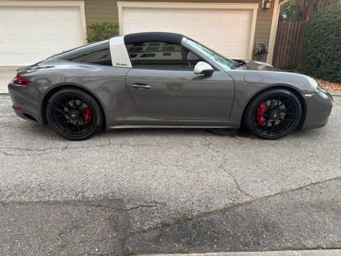 Used 2019 Porsche 911 Targa 4 GTS image 2