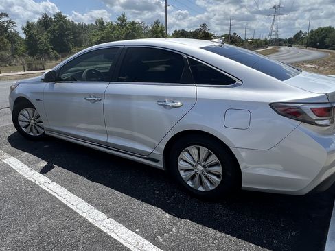 Used 2017 Hyundai Sonata SE FWD image 13