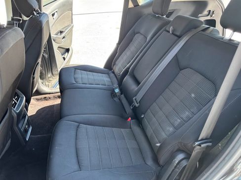 Used 2016 Ford Edge SEL image 13