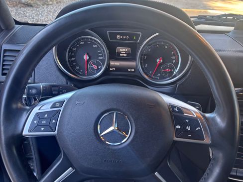 Used 2017 Mercedes-Benz G 550 image 23