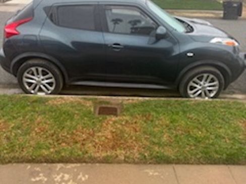 Used 2013 Nissan Juke SL image 2