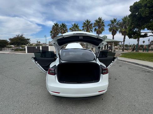 Used 2023 Tesla Model 3 Standard Range image 20