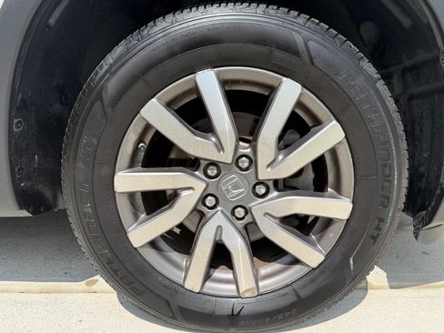 Used 2019 Honda Pilot EX-L image 4