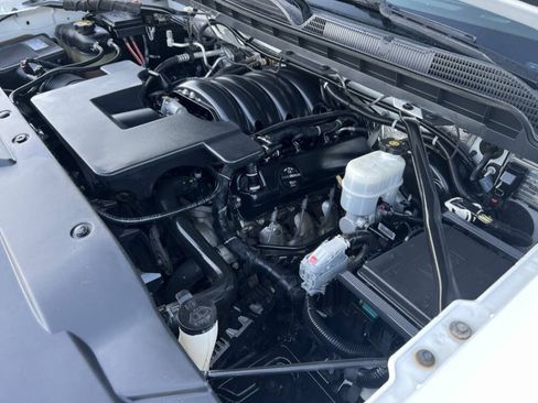 Used 2017 Chevrolet Silverado 1500 LTZ Z71 w/ LTZ Plus Package image 8