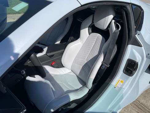 Used 2020 Chevrolet Corvette Stingray Preferred Cpe w/ 2LT Preferred Equipment Group RWD image 18